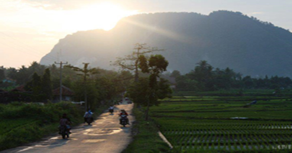 Masikah Bangga Dengan bangsa Ini ? panorama tanah airku mengesankan