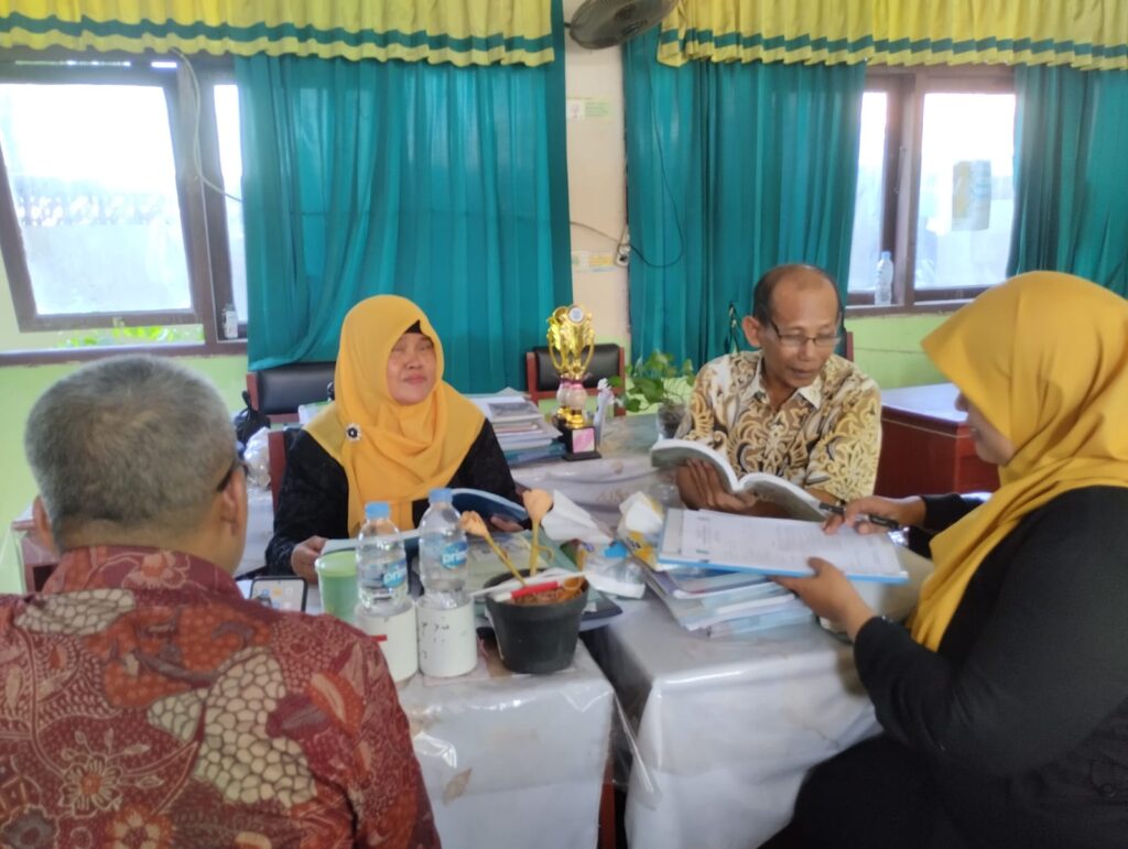 Foto Mgmp Mat 3