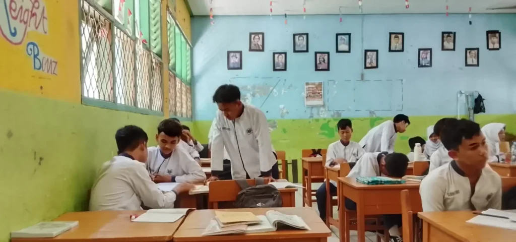 Aktifitas KBM Siswa Kelas 9B